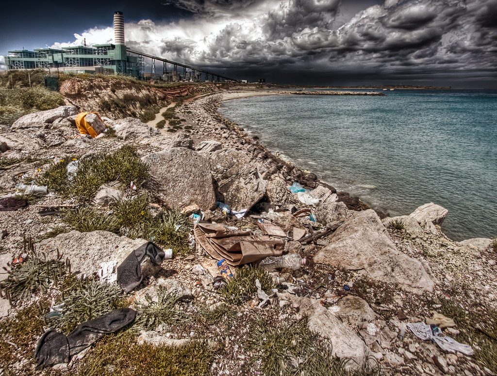 Cerano (Brindisi, Italia) centrale a carbone ENEL - Coal power station, Italy