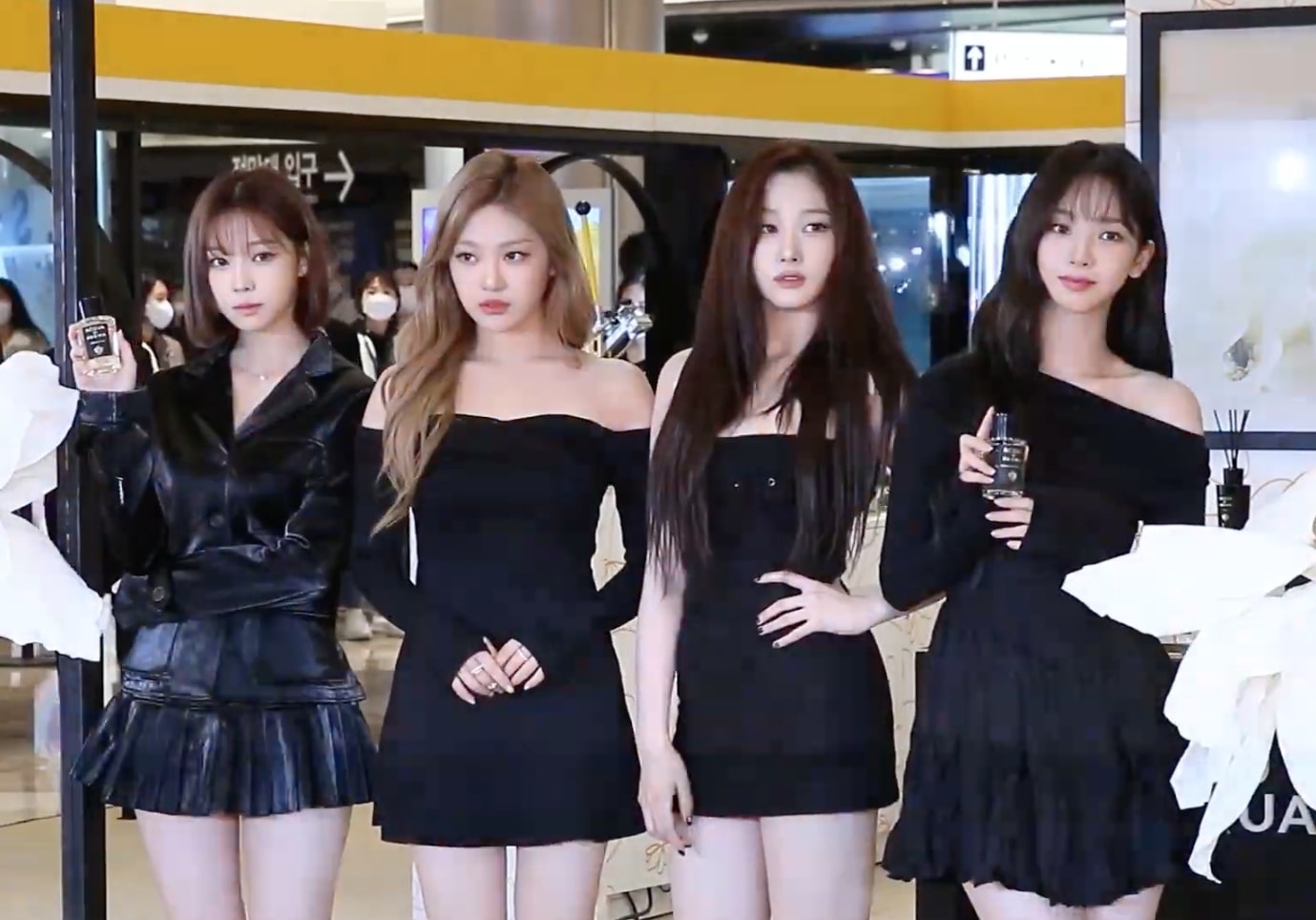 에스파 (aespa) ACQUA DI PARMA 221118 (02)