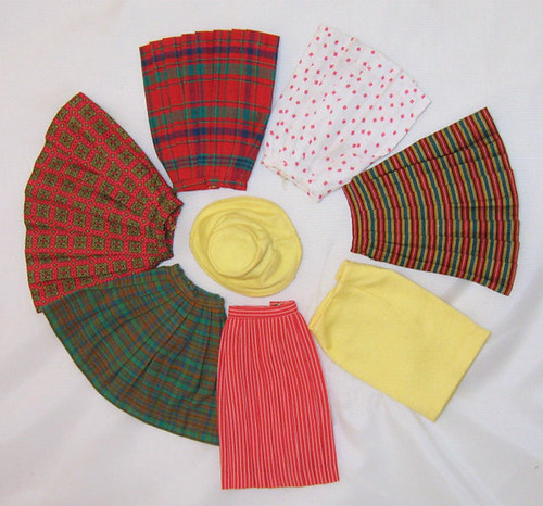 Mod PAK skirt styles with bonus hat