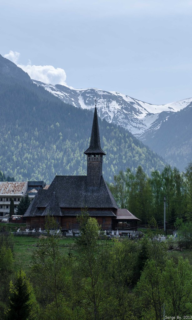 Biserica din lemn - Complexul Turistic Borsa