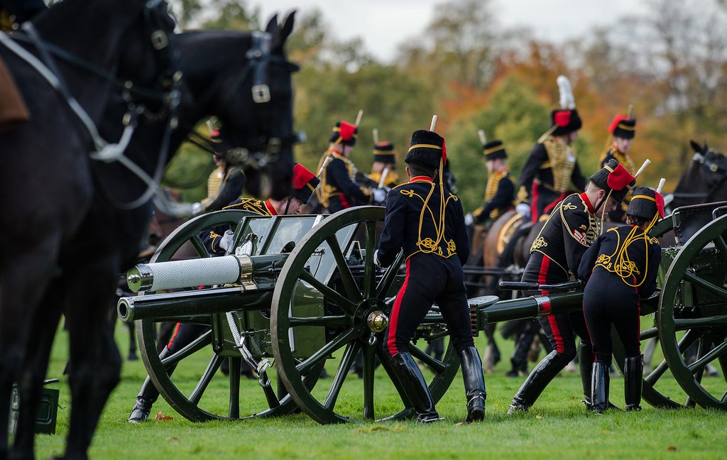 Gun Salute by the Kings Troop Royal Horse Artillery