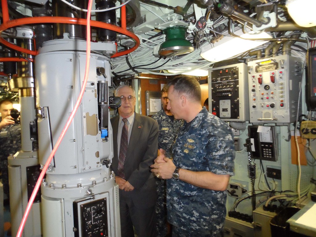 HAAKONSVERN, Norway (Sept. 11, 2013) U.S. Ambassador to Norway, the honorable Barry White, visits the nuclear-powered fast-attack submarine USS Seawolf (SSN 21).