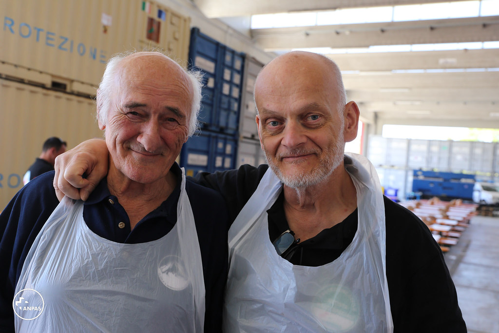 🎉Un campo di addestramento di protezione civile, un posto di assistenza sociosanitaria, una nuova cucina mobile. A Foligno abbiamo inaugurato tre strutture di Protezione Civile: formazione, prevenzione e operatività in caso di emergenza #Anpas.