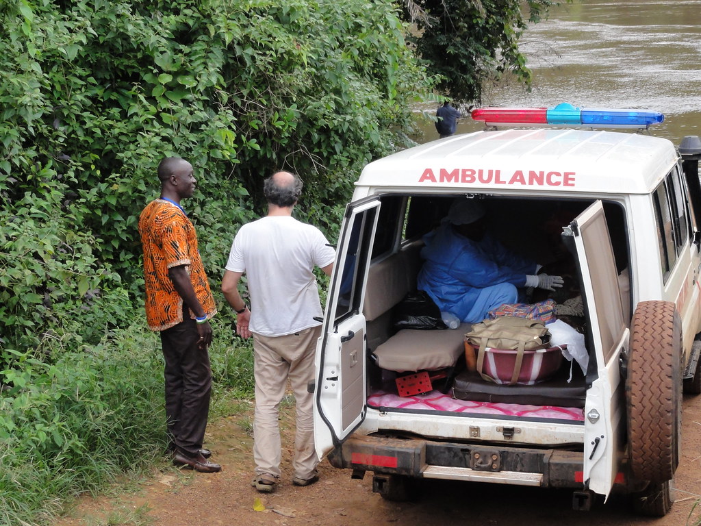L'ambulanza per le emergenze ostetriche