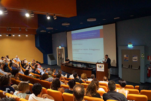 Vaccini, una conferenza alla pubblica assistenza di Parma