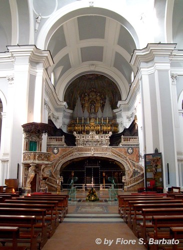 Napoli (NA), 2011, Basilica di Santa Maria della Sanità, detta anche San Vincenzo alla Sanità.